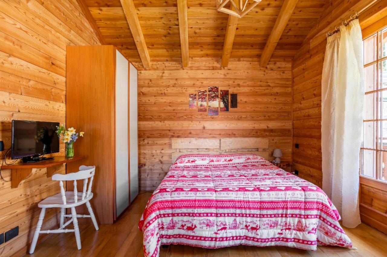 B&B Chalet Il Picchio Варцо Экстерьер фото